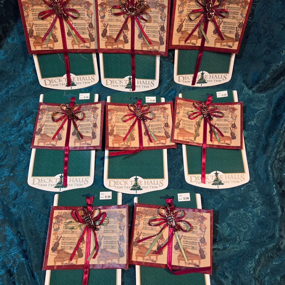 Vintage 1992 Deck the Halls Christmas N